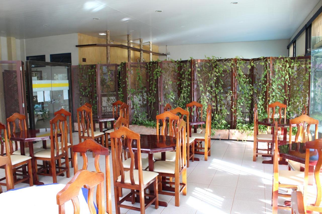 Grandes Lagos Park Hotel Jales Exterior photo