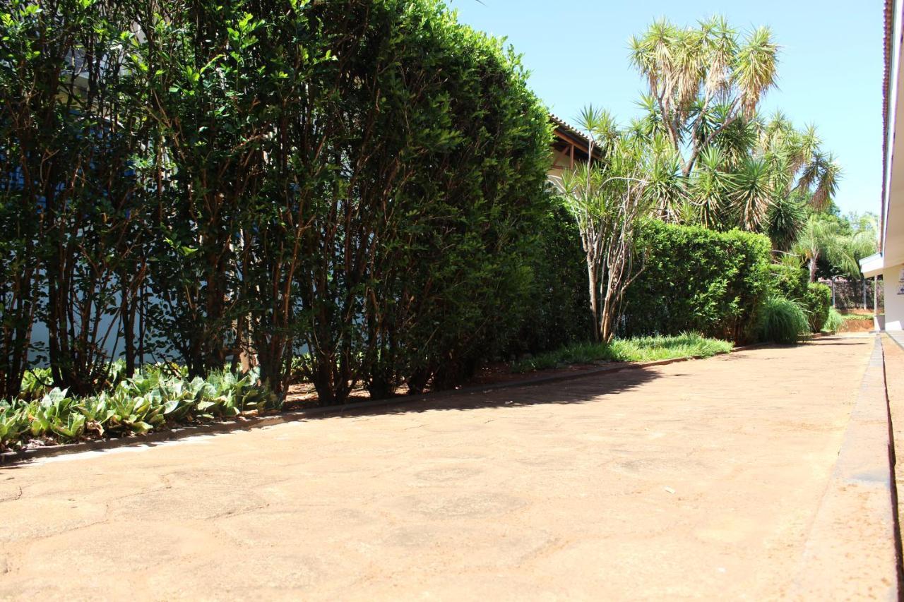 Grandes Lagos Park Hotel Jales Exterior photo